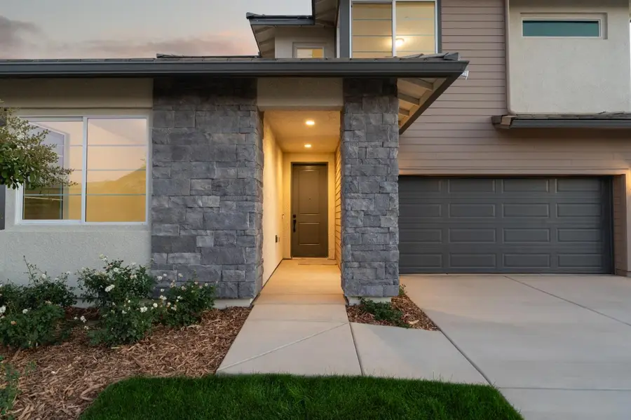 960 Ponderosa Way W, Madera, CA 93636 - #3