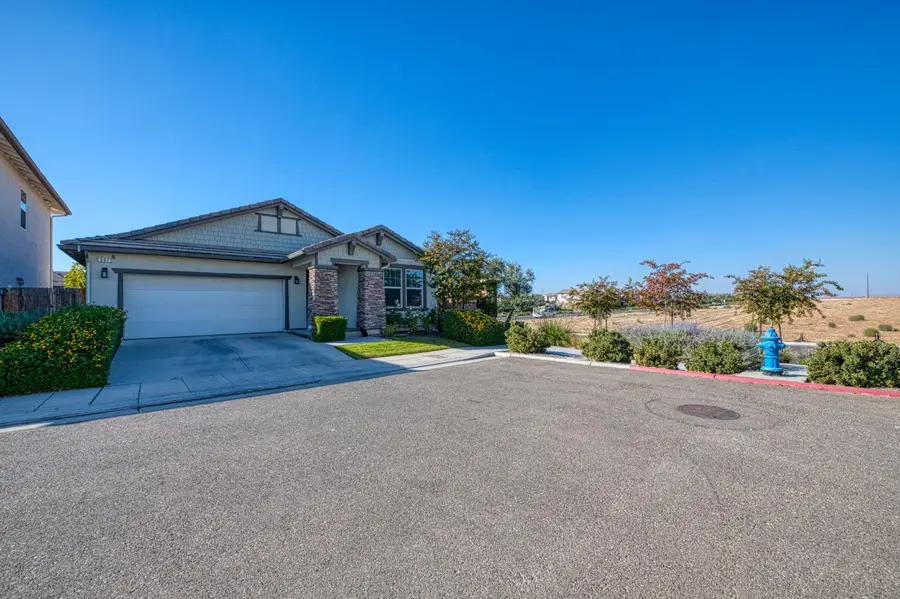 362 Atlantica Drive S, Madera, CA 93636 - #2