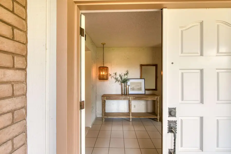 2779 W Paul Avenue, Fresno, CA 93711 - #2
