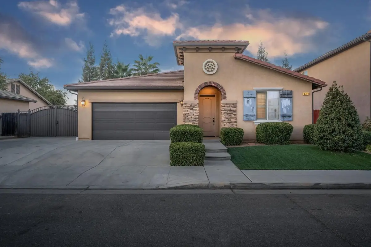 6742 W Gibson Ave, Fresno, CA 93723 - #1