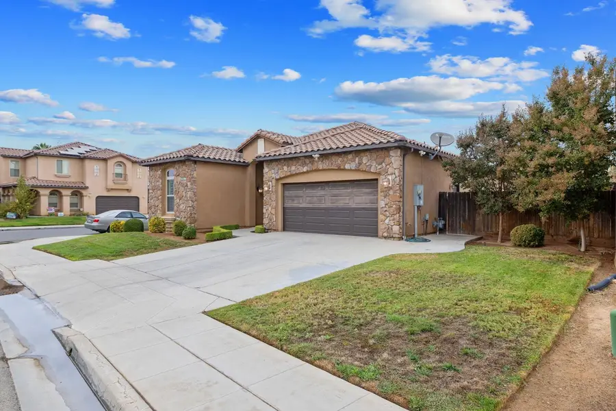 6968 W Wrenwood Lane, Fresno, CA 93723 - #2
