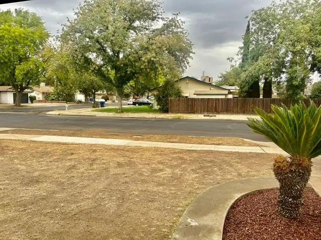 3669 N Feland, Fresno, CA 93722 - #2