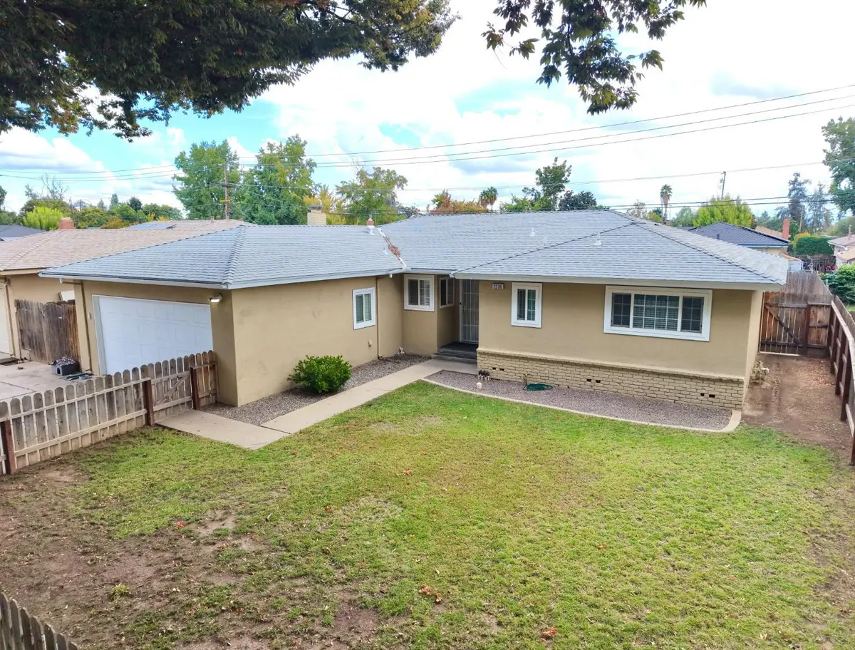 2236 E Swift Avenue, Fresno, CA 93726 - #1