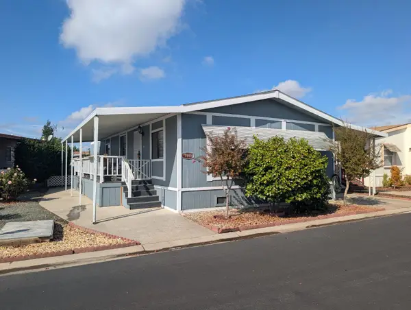 1218 E Cleveland Avenue #167, Madera, CA 93638