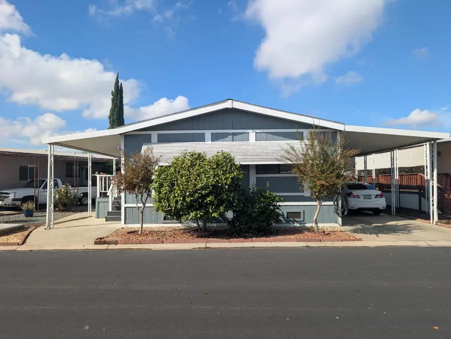 1218 E Cleveland Avenue #167, Madera, CA 93638 - #2