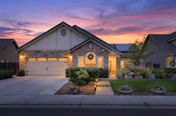 421 Maclure Avenue W, Madera, CA 93636