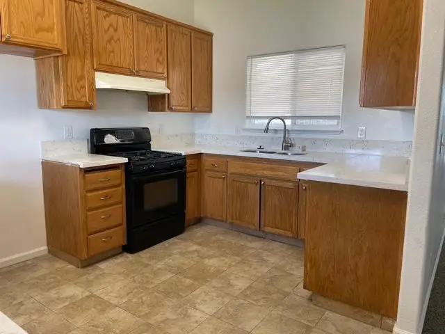 421 Ahwahnee Court, Madera, CA 93637 - #3