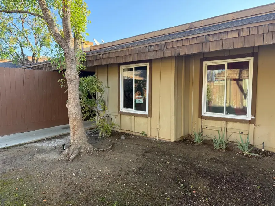 5181 E Olive Avenue #115, Fresno, CA 93727 - #2