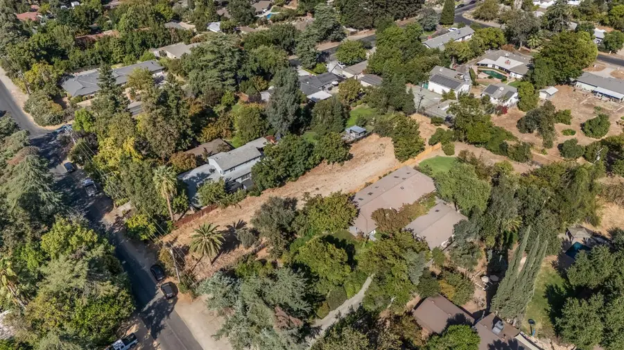 4566 N College Avenue, Fresno, CA 93704 - #2