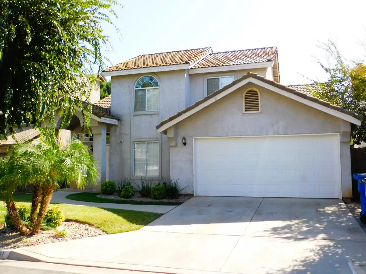1301 E Richmond Ave, Fresno, CA 93720 - #1