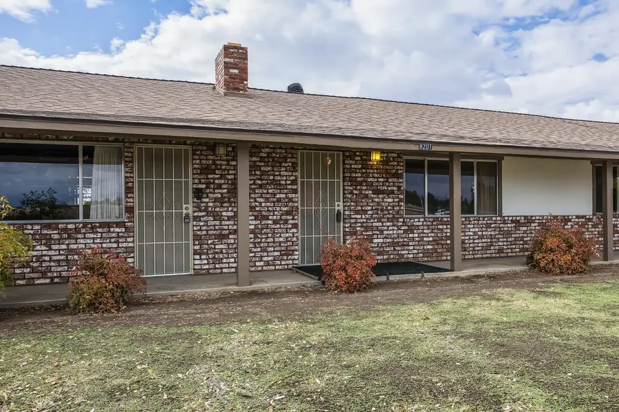 9201 E Shaw, Clovis, CA 93611 - #3