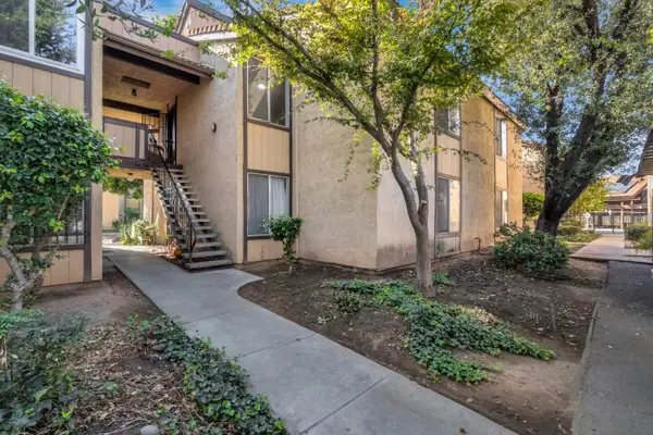 1550 W Ashlan Avenue #208, Fresno, CA 93705