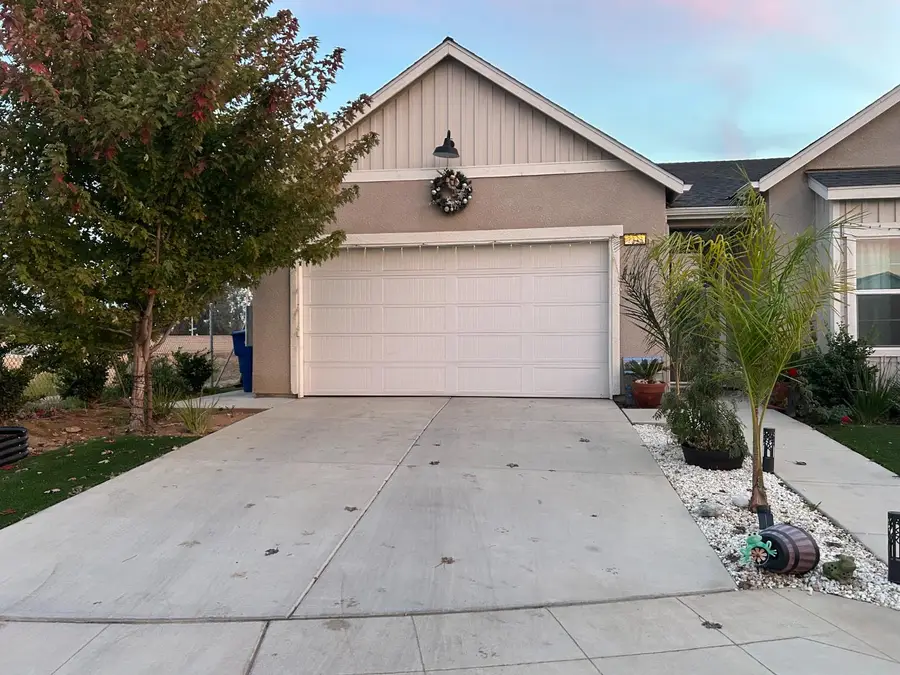 7233 W Keats Avenue, Fresno, CA 93723 - #2