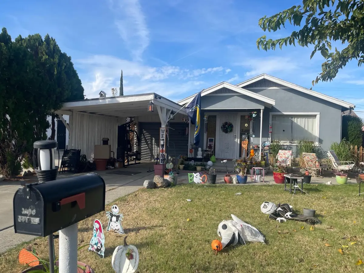253 E Sacramento Street, Coalinga, CA 93210 - #1