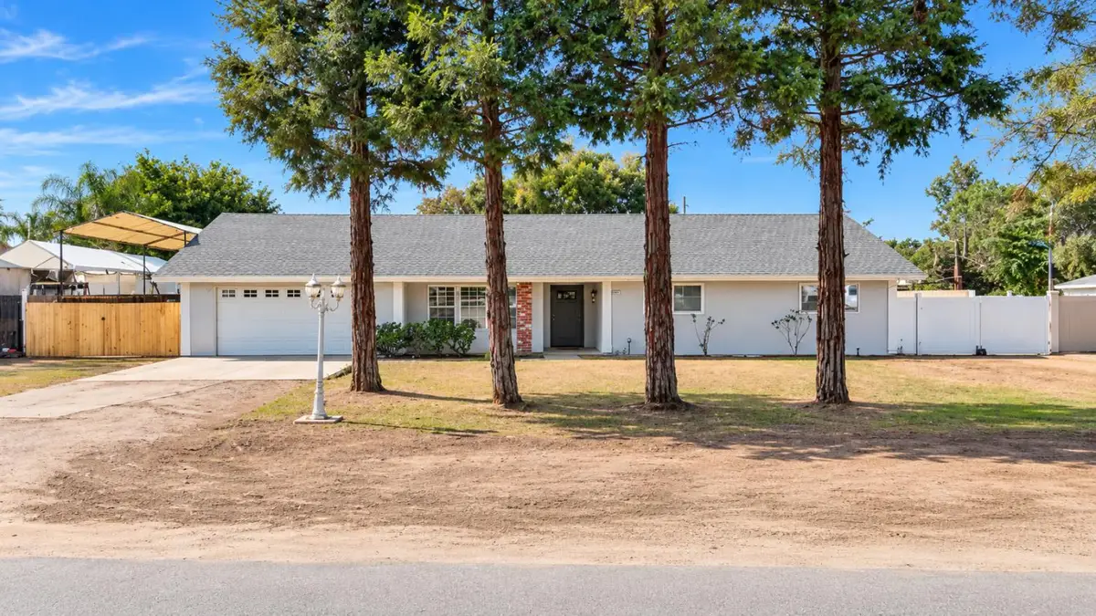 17382 Crescent Drive, Madera, CA 93638 - #1