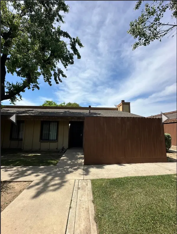 5181 E Olive Avenue #118, Fresno, CA 93727