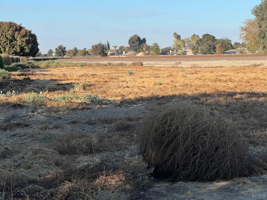 1152 W Grangeville Boulevard W, Hanford, CA 93230 - Image #3