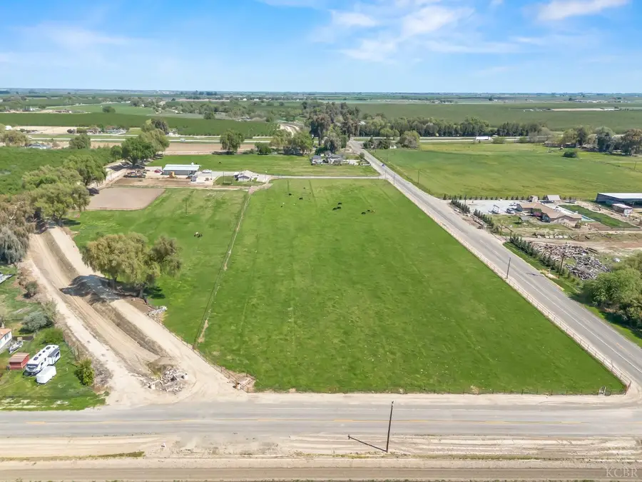 19860 Fremont Avenue, Lemoore, CA 93245 - Image #2