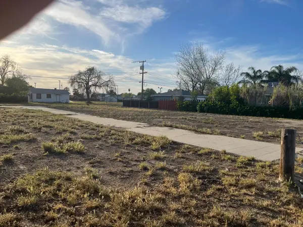 271 S Lemoore Avenue, Lemoore, CA 93245