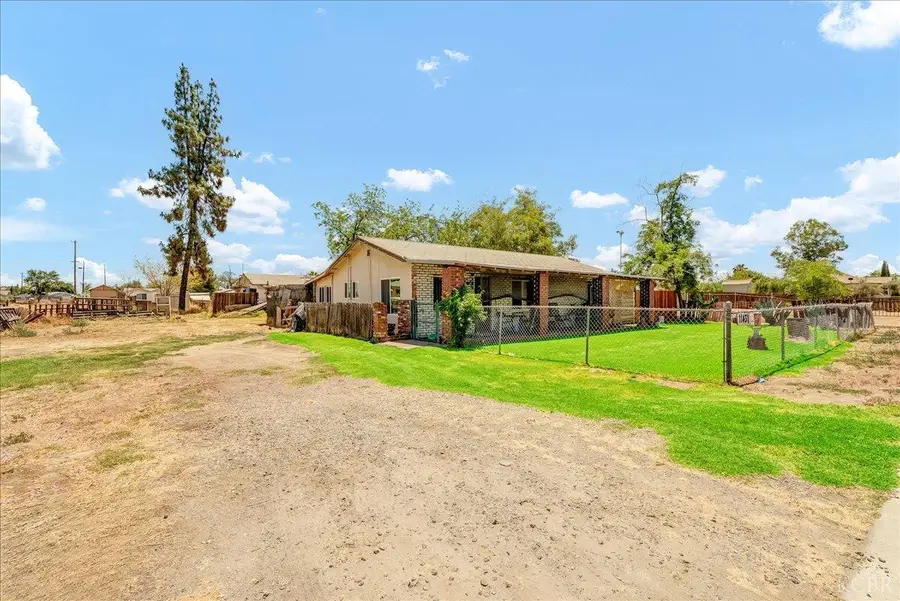 11431 11th Avenue, Hanford, CA 93230 - Image #2