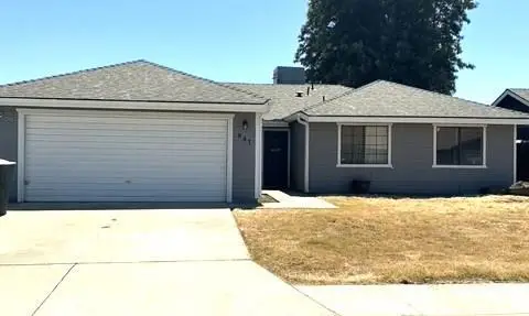 841 Moffat Drive, Hanford, CA 93230 - Image #2