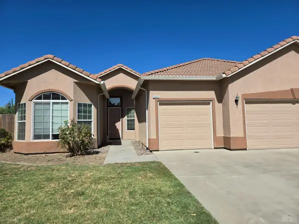 1131 Paradise Drive, Lemoore, CA 93245