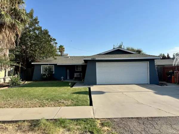 6585 Murphy Avenue, Laton, CA 93242