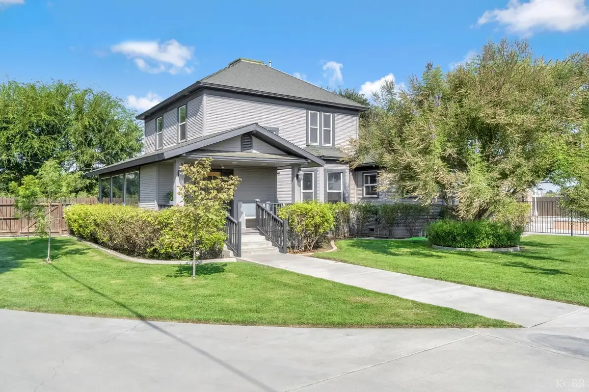 5775 N 11th Avenue, Hanford, CA 93230 - Image #1