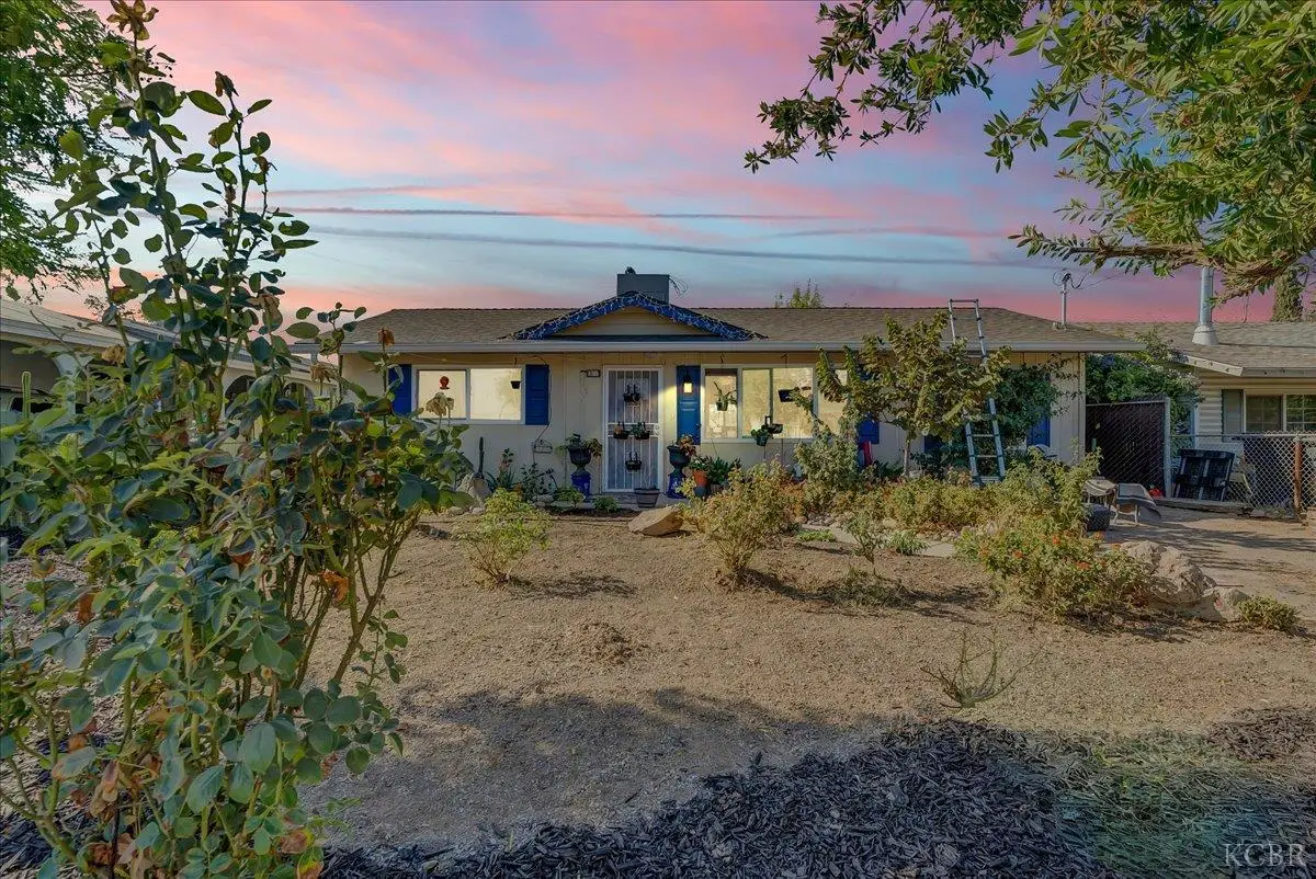 317 W 2nd Street, Hanford, CA 93230 - Image #1