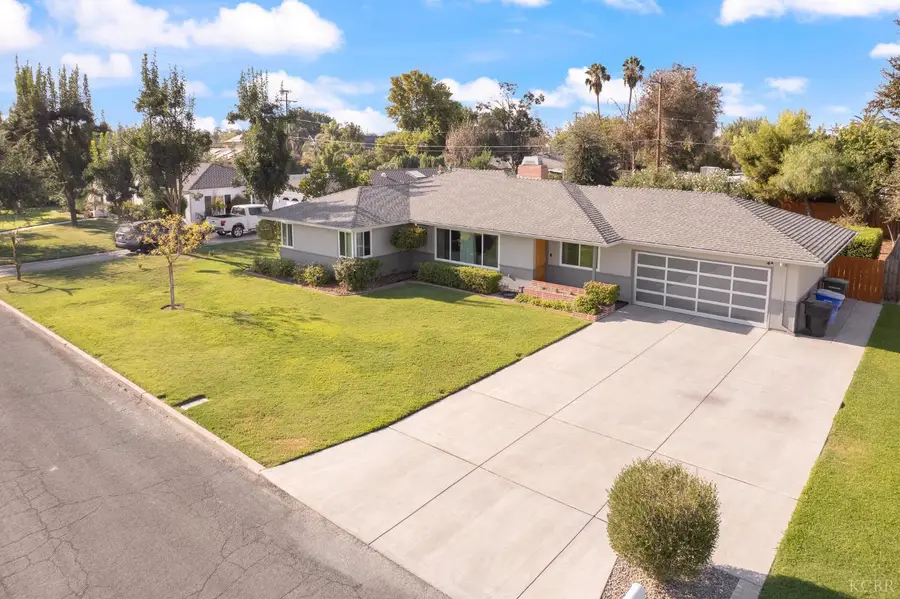 136 W Colonial Drive, Hanford, CA 93230 - Image #3