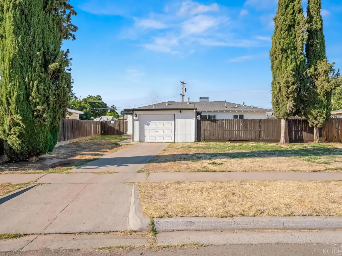 1028 W Holland Avenue, Fresno, CA 93705 - Image #1