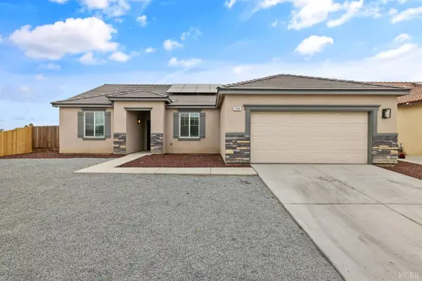 704 Aliso, Lemoore, CA 93245