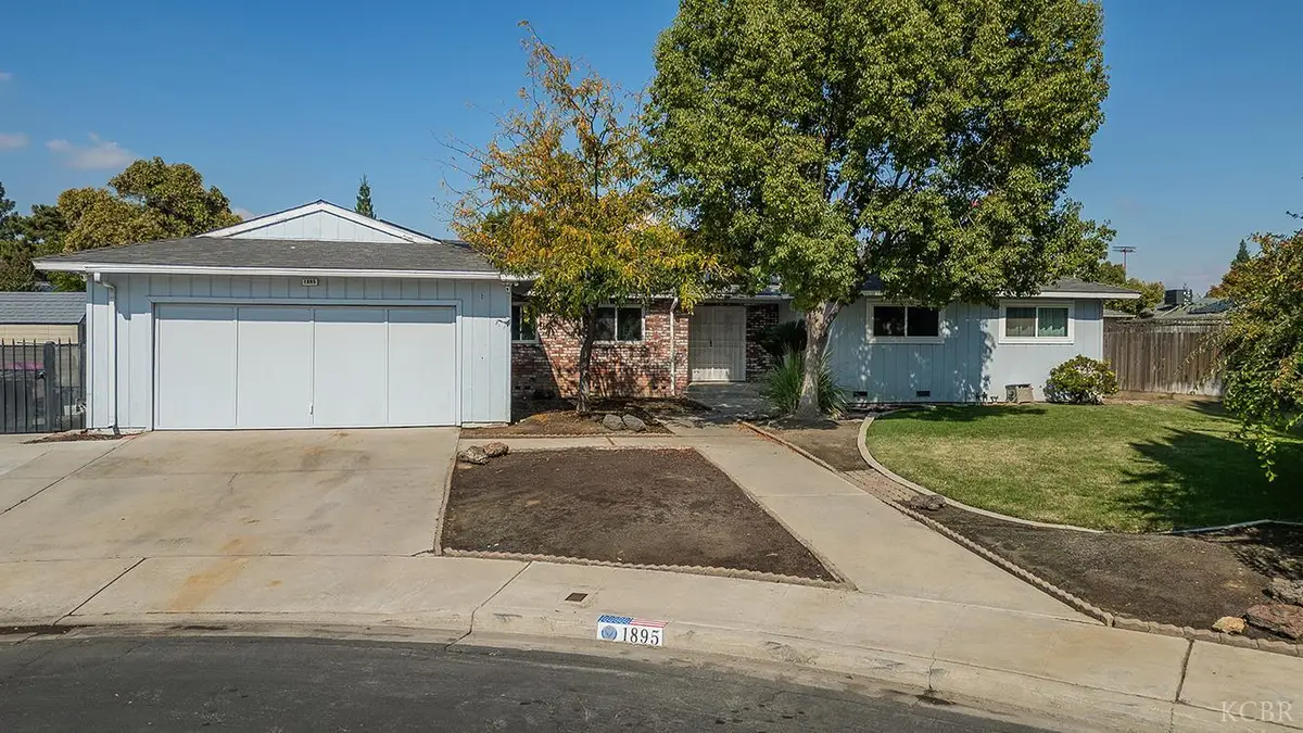 1895 Dennis Avenue, Clovis, CA 93611 - Image #1