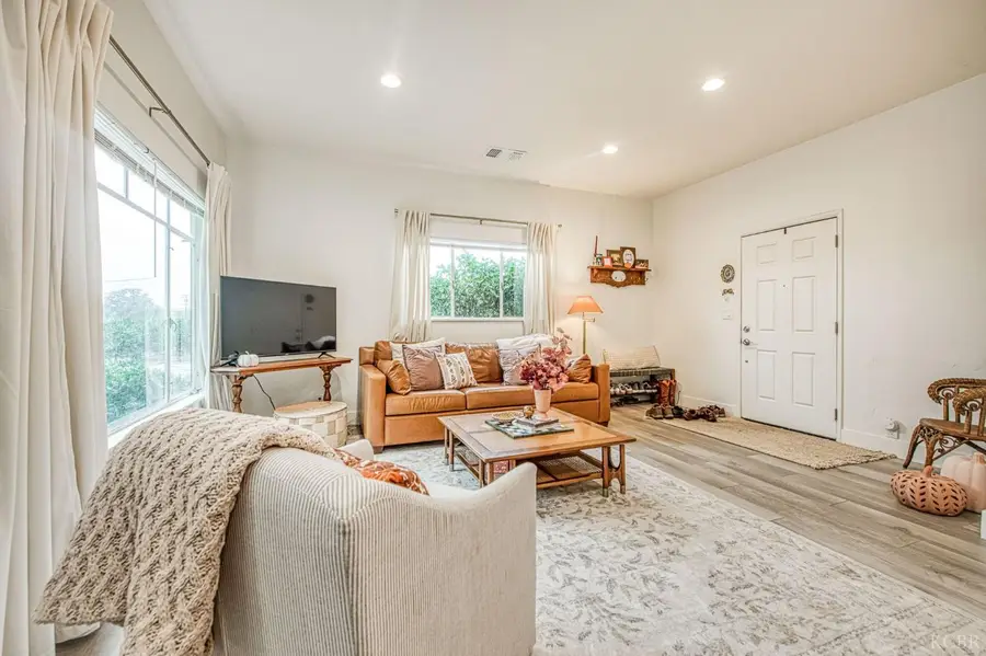 343 6th Avenue Drive, Kingsburg, CA 93631 - Image #3