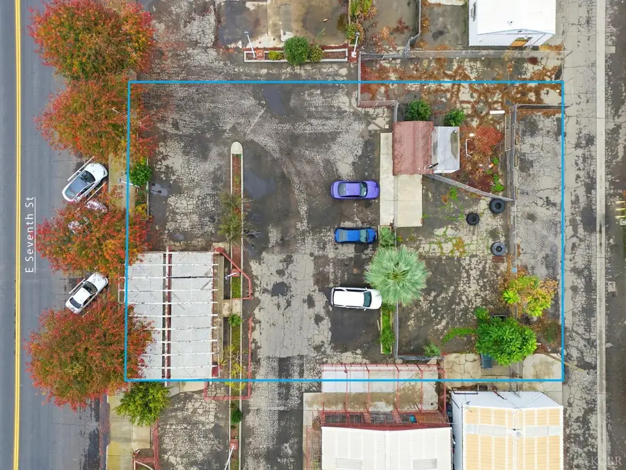 221 E 7th Street, Hanford, CA 93230 - Image #2