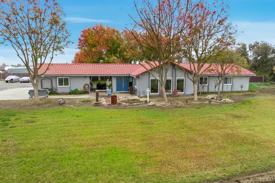 11386 Oak Avenue, Armona, CA 93202 - Image #3