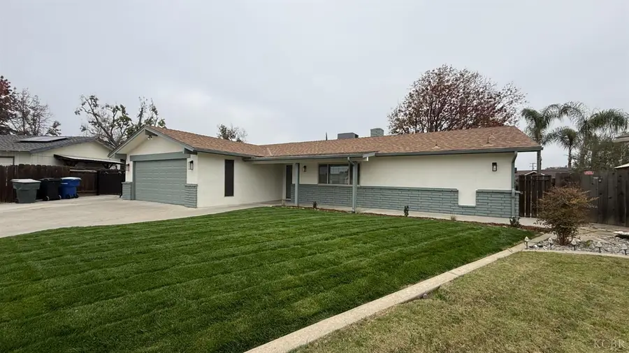 2329 Michael Circle, Hanford, CA 93230 - Image #3