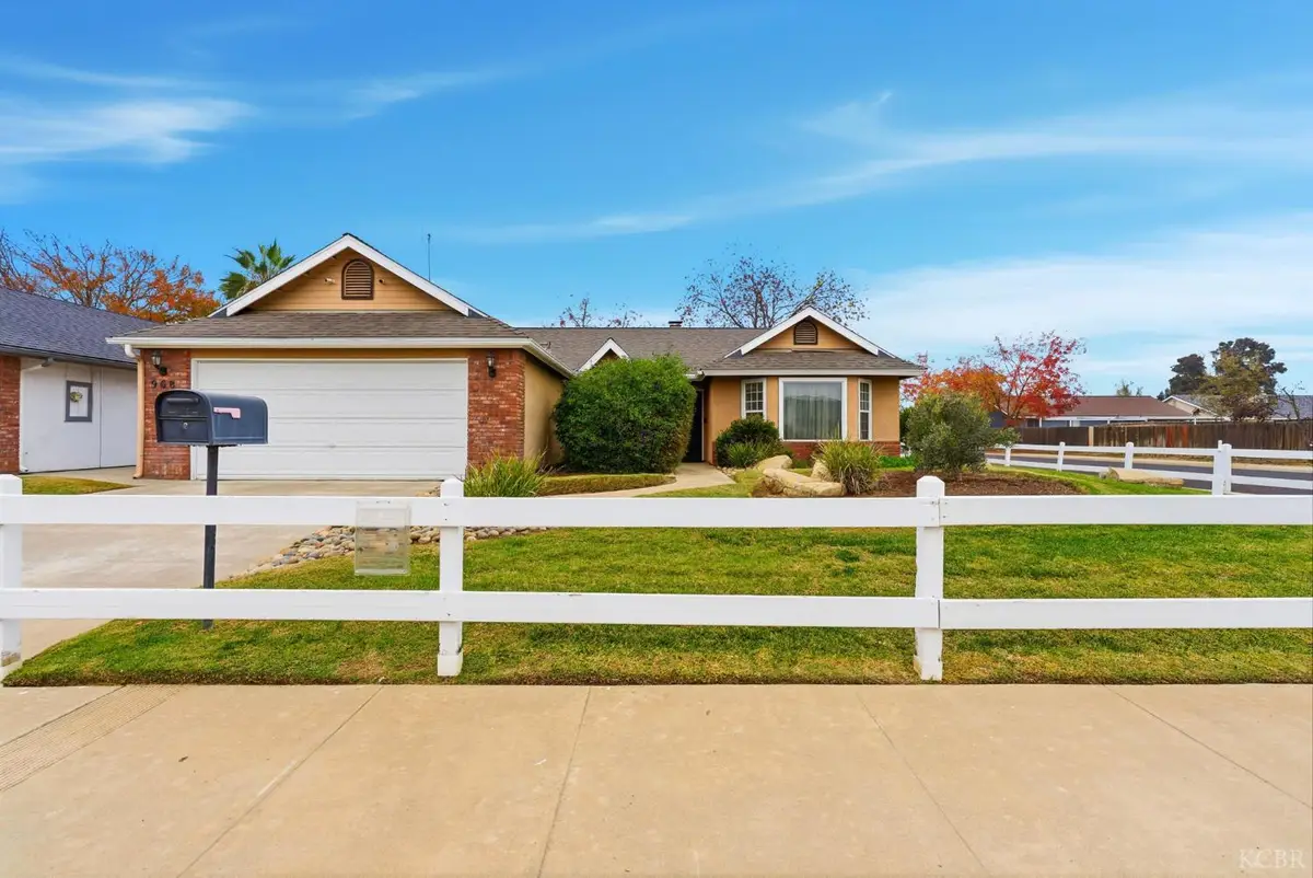 968 Lakewood Drive, Hanford, CA 93230 - Image #1