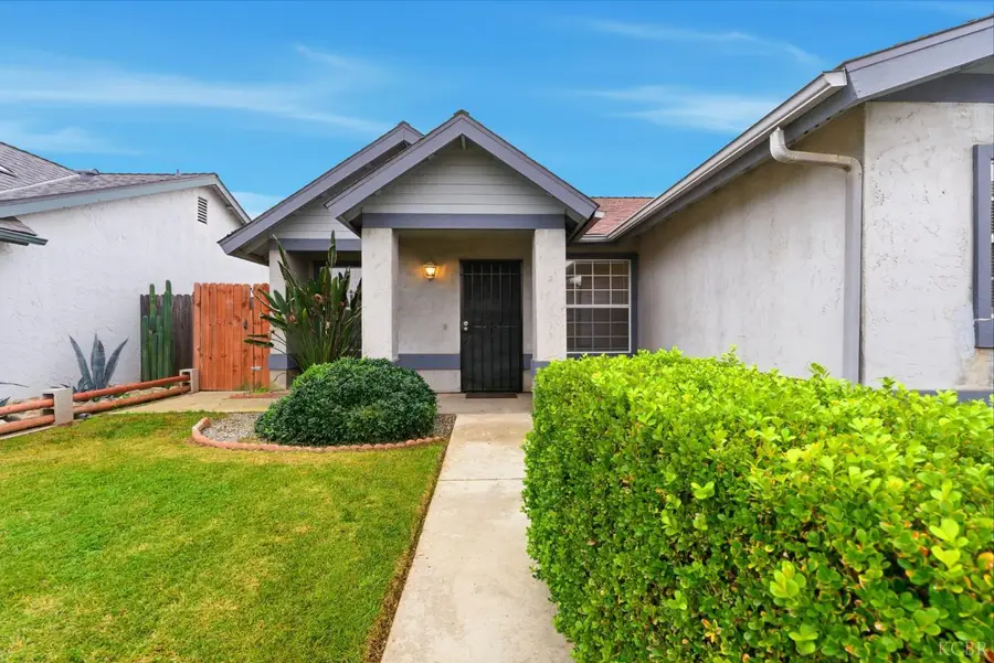 969 Lakewood Drive, Hanford, CA 93230 - Image #3