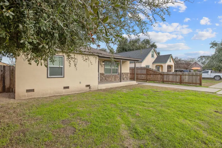 736 S Victoria Street, Tulare, CA 93274 - Image #3