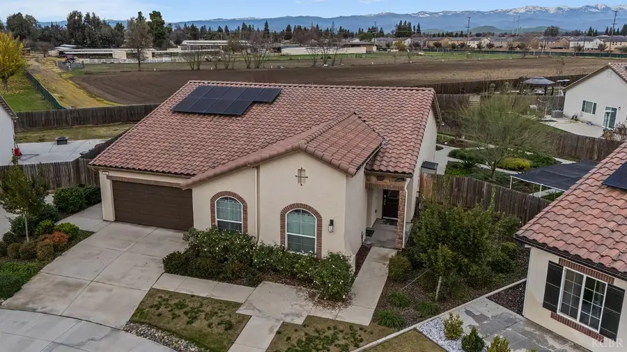 804 S Simon Street, Visalia, CA 93292 - Image #2