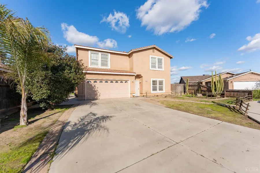 13410 Crocus Way, Armona, CA 93202 - Image #2