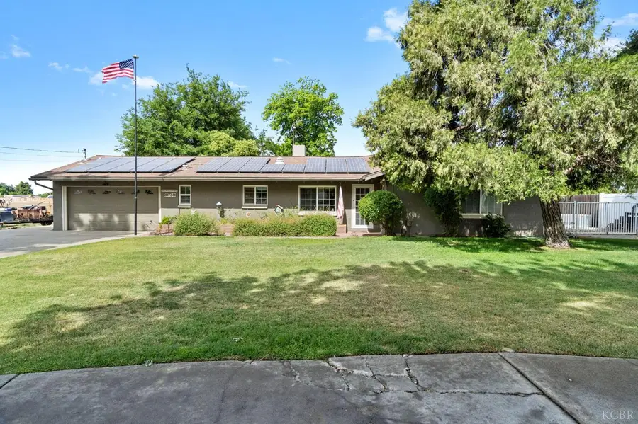 10730 17th Avenue, Lemoore, CA 93245 - #2