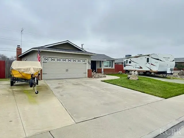 125 W Deodar Lane, Lemoore, CA 93245 - Image #2