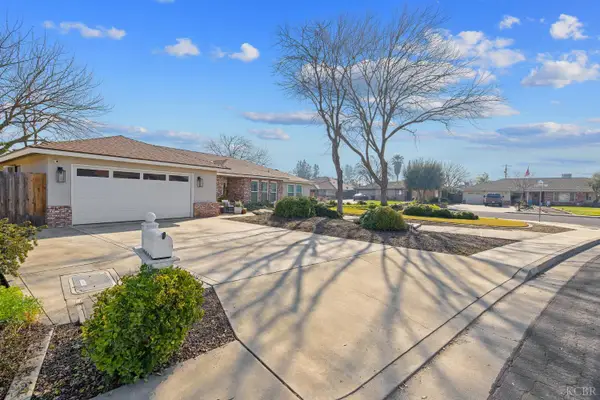 2557 Chestnut Street, Hanford, CA 93230