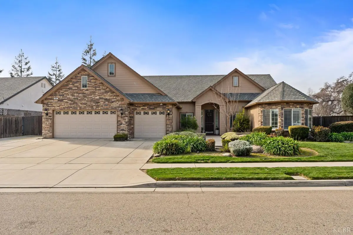 321 N Preston Street, Visalia, CA 93291 - #1