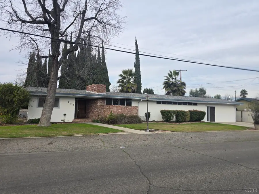 222 Mccreary Avenue, Hanford, CA 93230 - #2