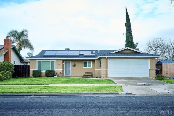 180 Magnolia Avenue W, Hanford, CA 93230