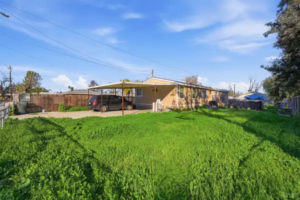 601 S Phillips Street S, Hanford, CA 93230