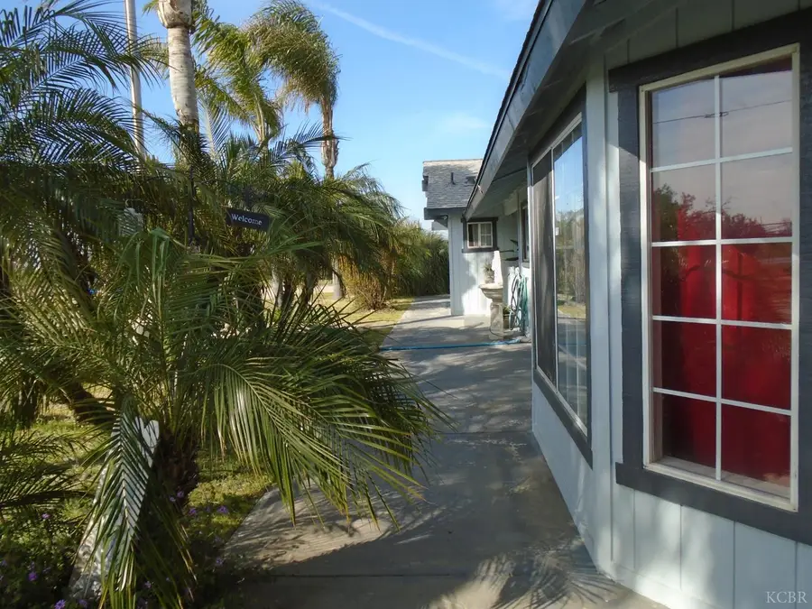 12066 Idaho Avenue, Hanford, CA 93230 - #3